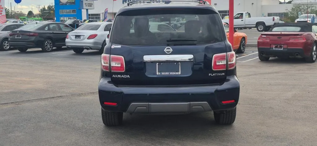 Nissan Armada photo 5