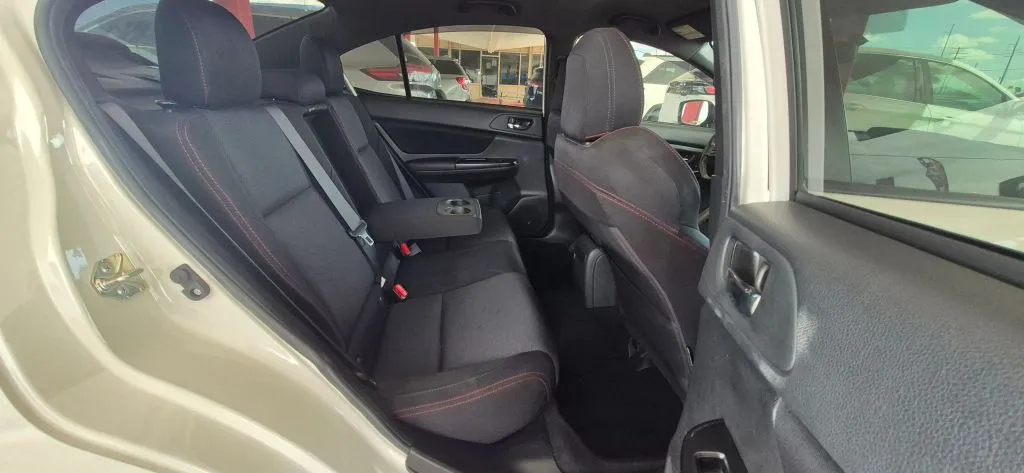 Subaru WRX photo 13