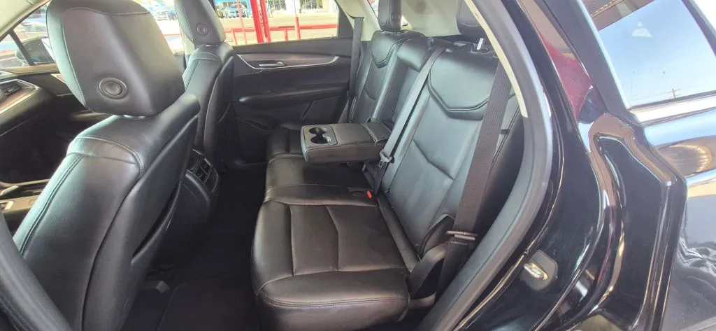 Cadillac XT5 photo 13