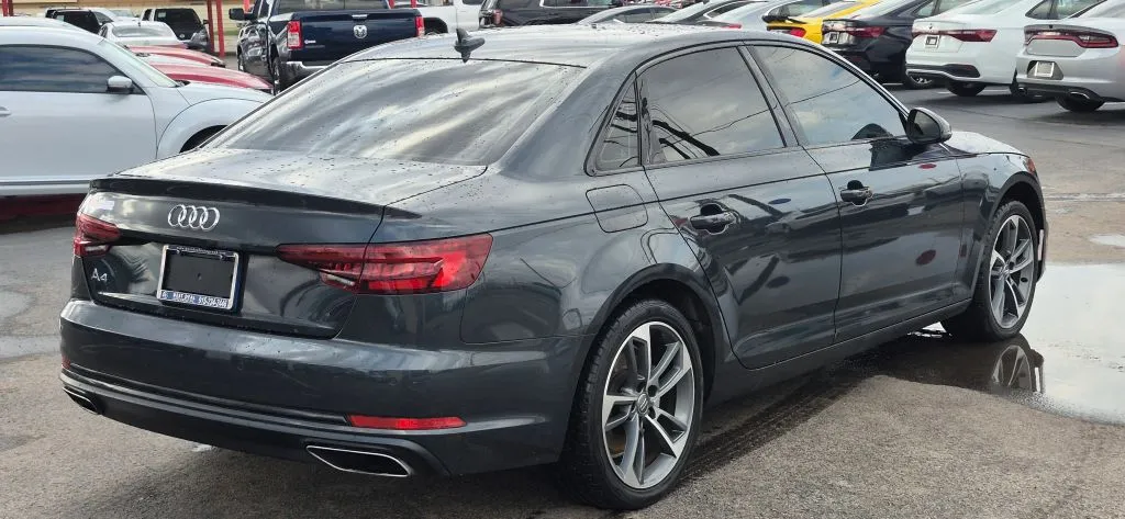 Audi A4 photo 6