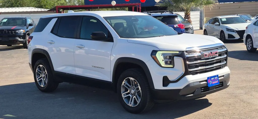 GMC Terrain photo 8