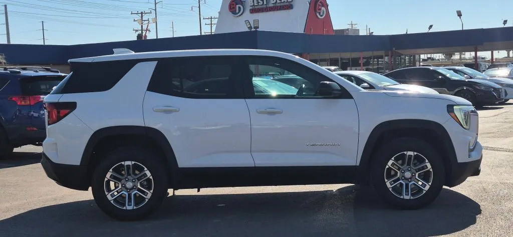 GMC Terrain photo 7