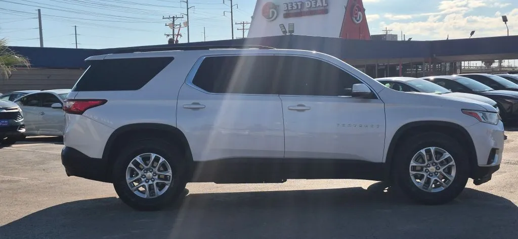 Chevrolet Traverse photo 7