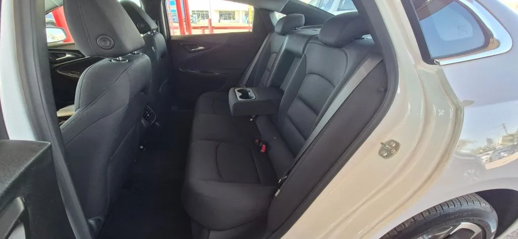 Chevrolet Malibu photo 12