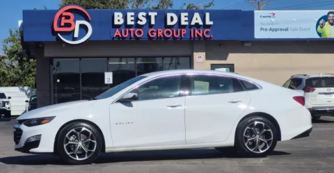 White 2024 Chevrolet Malibu 1LT Sedan 4D for sale in El Paso, TX