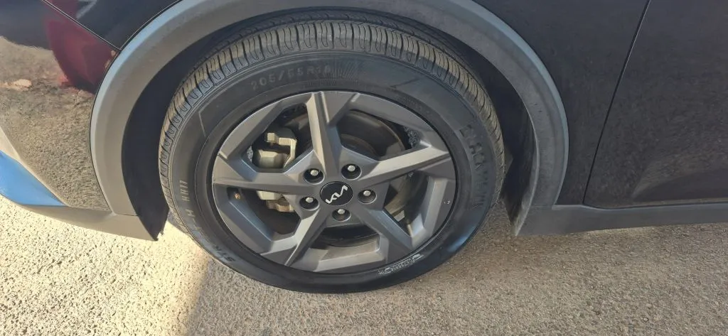 Kia K4 photo 18