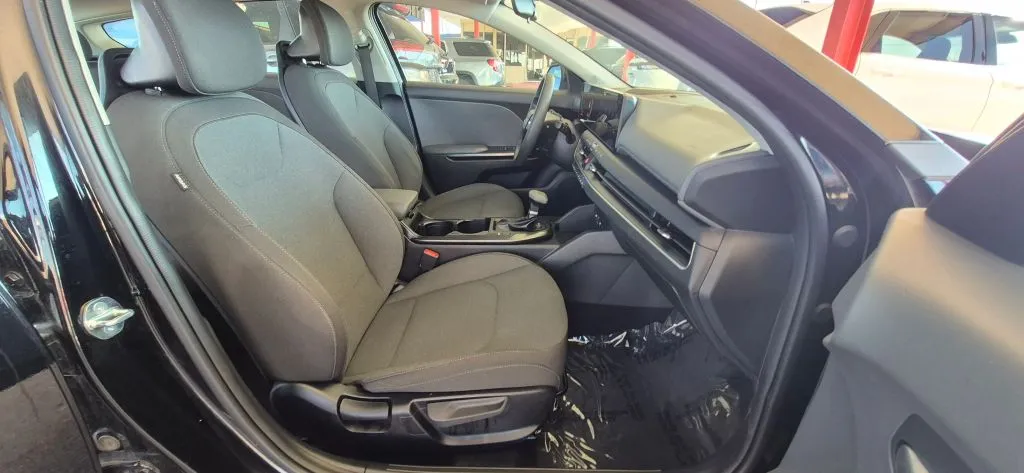 Kia K4 photo 14