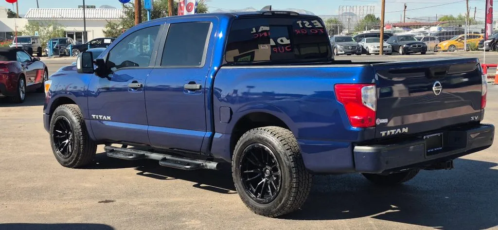 Nissan Titan photo 4