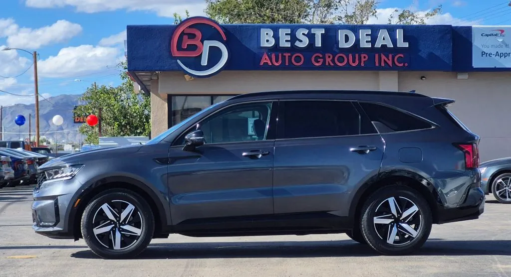 Gray 2022 Kia Sorento S Sport Utility 4D for sale in El Paso, TX