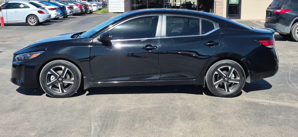 Nissan Sentra photo 3