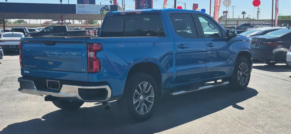 Chevrolet Silverado photo 5