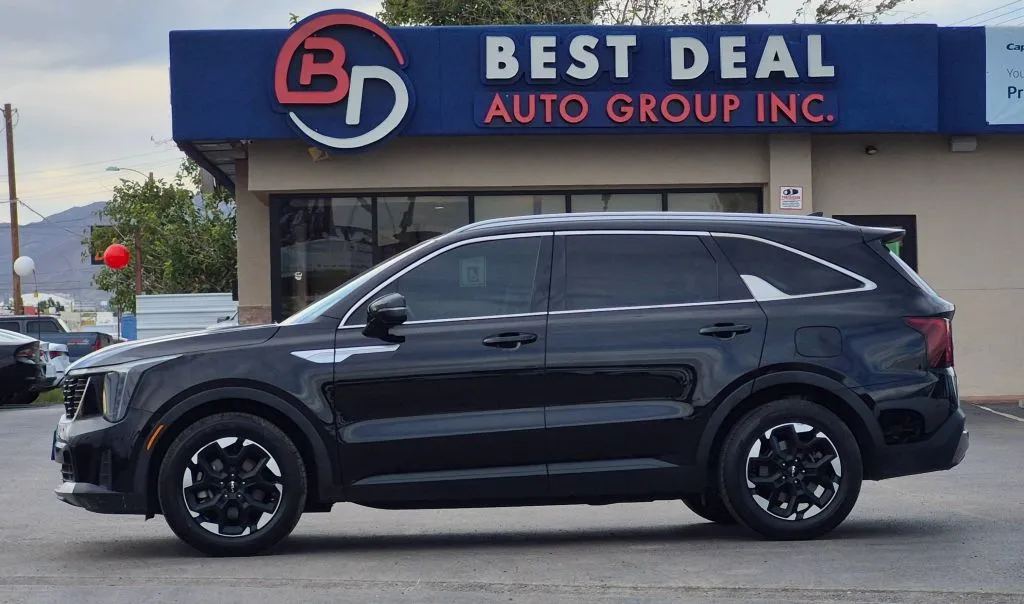 Black 2024 Kia Sorento S Sport Utility 4D for sale in El Paso, TX