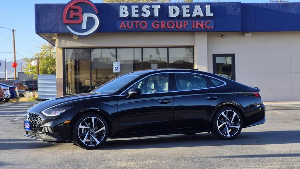 2023 Hyundai Sonata SEL Plus Sedan 4D for sale in El Paso, TX