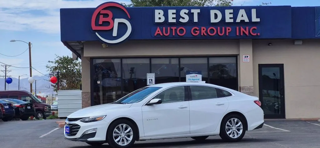 White 2023 Chevrolet Malibu 1LT Sedan 4D for sale in El Paso, TX