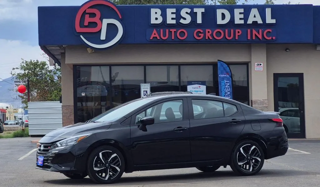 2024 Nissan Versa SR Sedan 4D