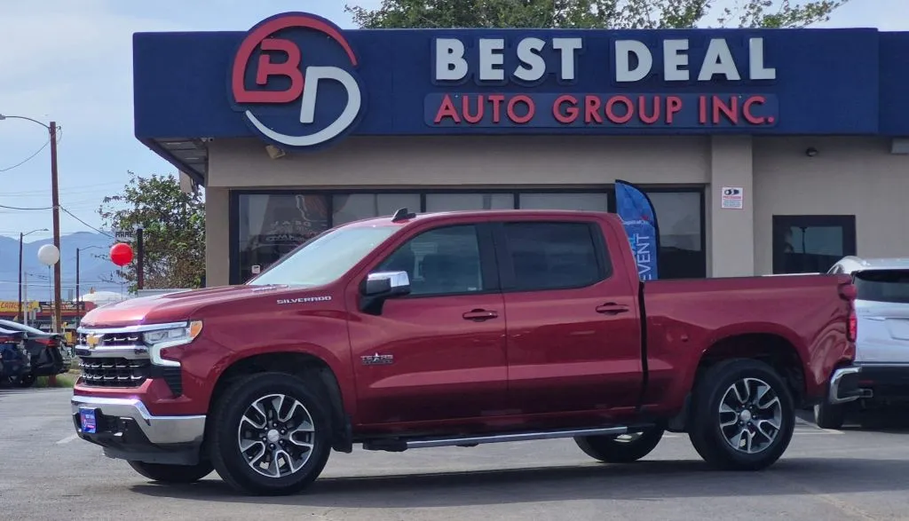 2022 Chevrolet Silverado 1500 Crew Cab LT Pickup 4D 5 3/4 ft for sale in El Paso, TX