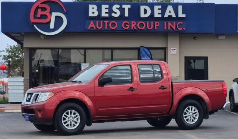 Red 2018 Nissan Frontier Crew Cab SV Pickup 4D 5 ft for sale in El Paso, TX