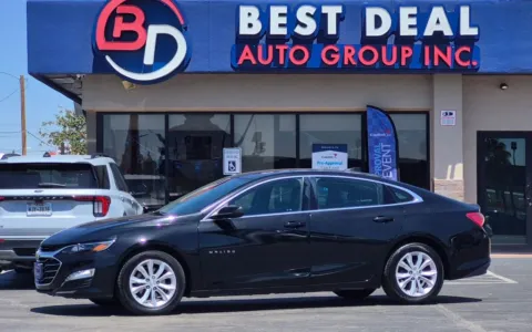 Black 2020 Chevrolet Malibu LT Sedan 4D for sale in El Paso, TX
