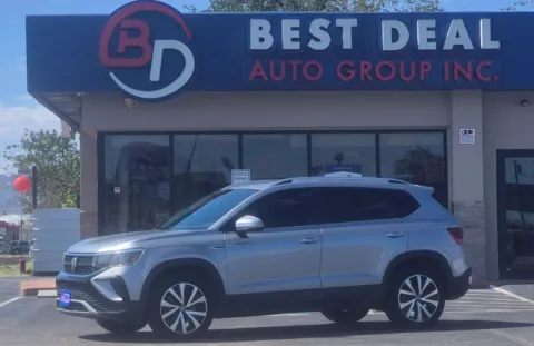 Silver 2022 Volkswagen Taos SE Sport Utility 4D for sale in El Paso, TX