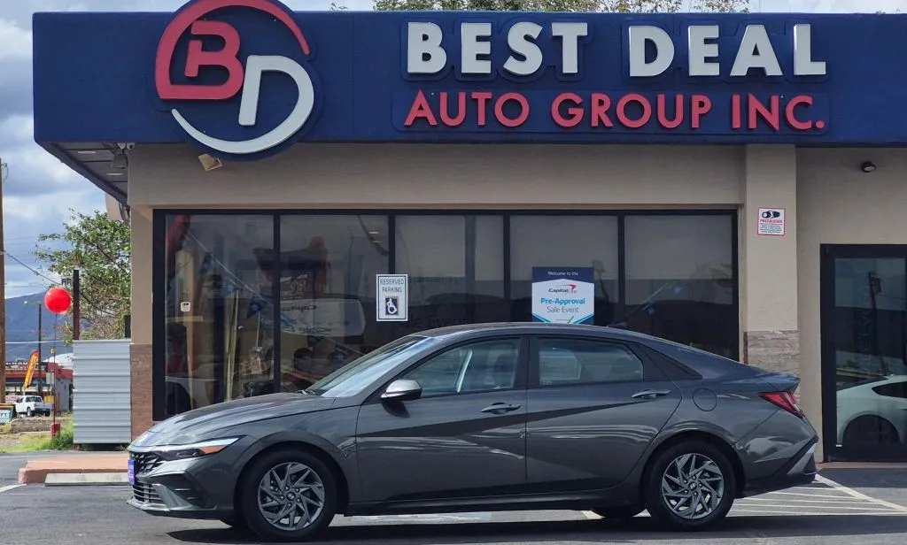 Gray 2024 Hyundai Elantra SEL Sedan 4D for sale in El Paso, TX
