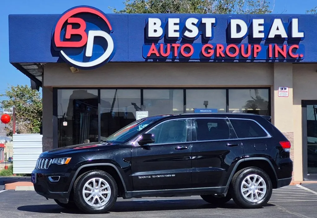 Black 2022 Jeep Grand Cherokee Laredo E Sport Utility 4D for sale in El Paso, TX