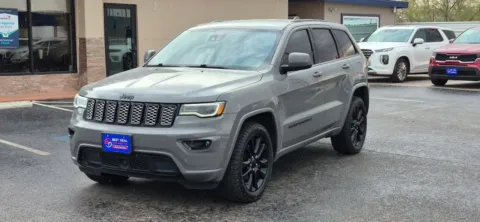 Photos of 2020 Jeep Grand Cherokee Altitude Sport Utility 4D for sale in El Paso, TX at Best Deal Auto Group