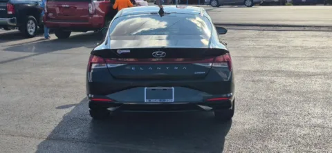 More photos of 2022 Hyundai Elantra Limited Sedan 4D at Best Deal Auto Group, TX