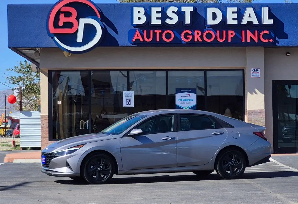 Gray 2023 Hyundai Elantra SEL Sedan 4D for sale in El Paso, TX