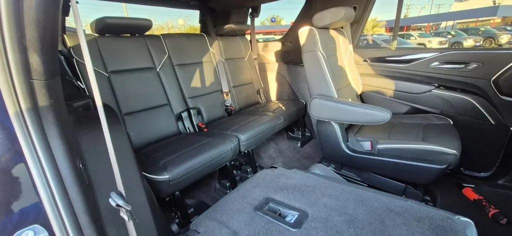 2023 Cadillac Escalade Sport - Photo 13
