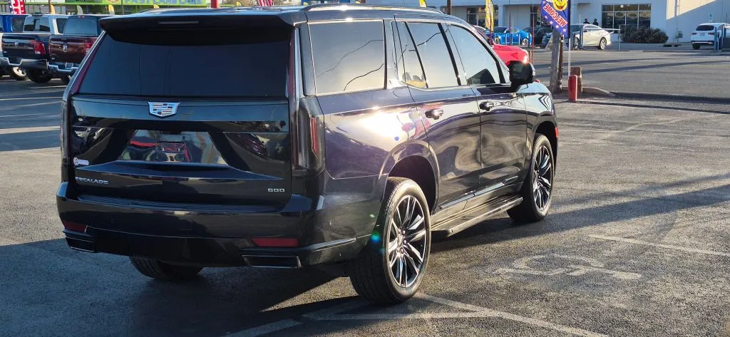 2023 Cadillac Escalade Sport - Photo 6
