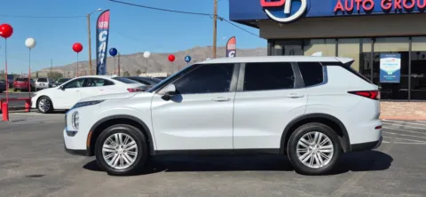 Another view of 2022 Mitsubishi Outlander ES Sport Utility 4D for sale in El Paso, TX at Best Deal Auto Group