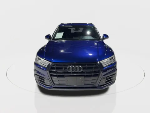 More photos of 2020 Audi Q5 45 TFSI Titanium Premium Sport Utility 4D at Car Place Dallas, TX