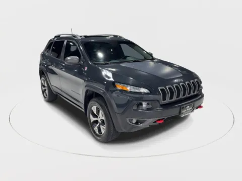 Photos of 2018 Jeep Cherokee TrailHawk Sport Utility 4D for sale in Addison, TX at Car Place Dallas
