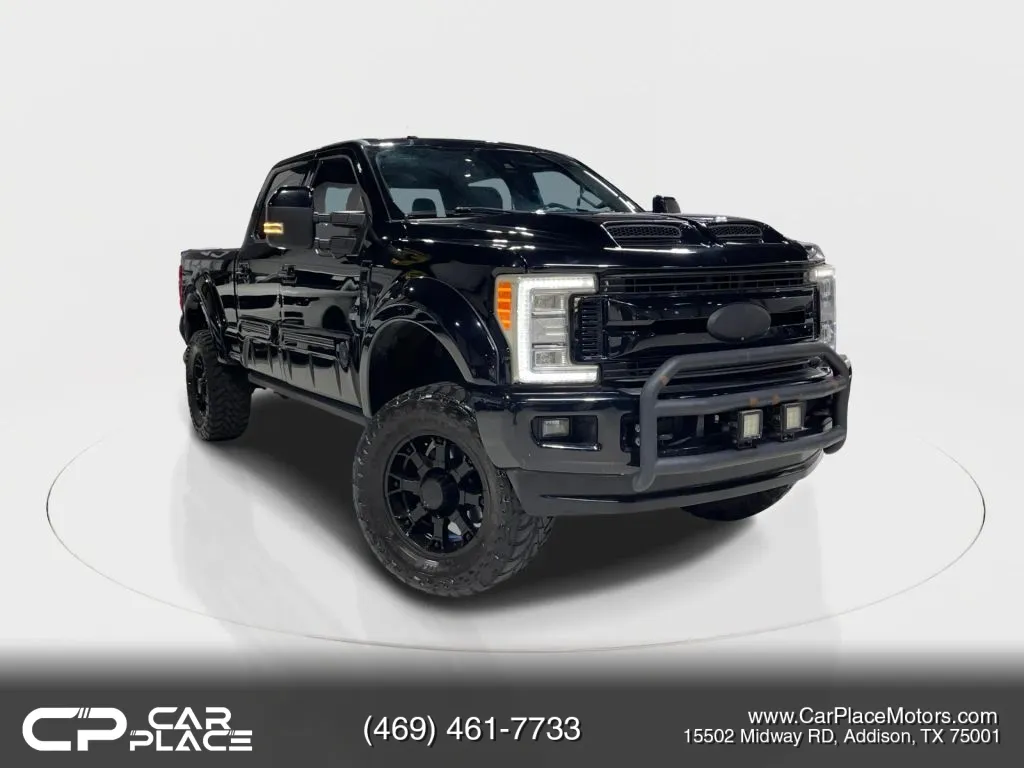 Black 2017 Ford F250 Super Duty Crew Cab Lariat Pickup 4D 6 3/4 ft for sale in Addison, TX