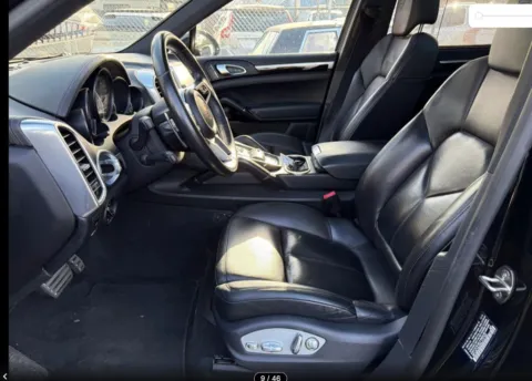 More photos of 2017 Porsche Cayenne S E-Hybrid Sport Utility 4D at Car Place Dallas, TX