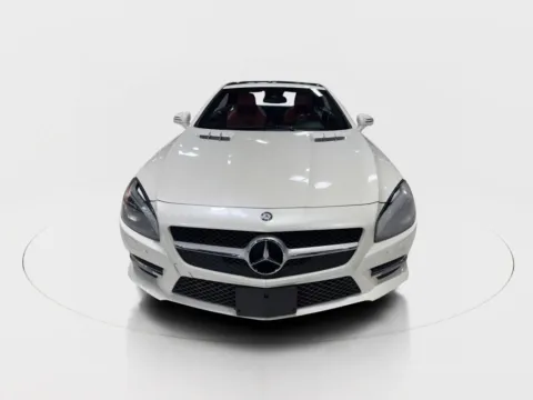 More photos of 2016 Mercedes-Benz SL 550 Roadster 2D at Car Place Dallas, TX