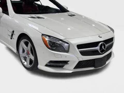 Another view of 2016 Mercedes-Benz SL 550 Roadster 2D for sale in Addison, TX at Car Place Dallas