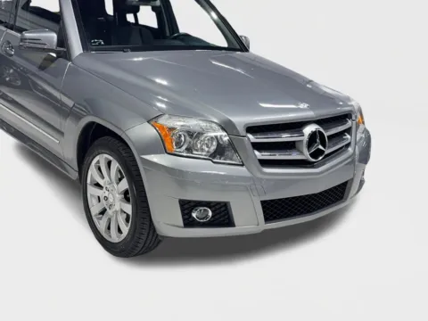 Another view of 2012 Mercedes-Benz GLK-Class GLK 350 Sport Utility 4D for sale in Addison, TX at Car Place Dallas