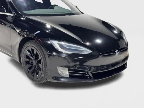 Another view of 2018 Tesla Model S 75D Sedan 4D for sale in Addison, TX at Car Place Dallas