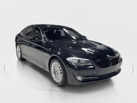 Photos of 2011 BMW 5 Series 535i Sedan 4D for sale in Addison, TX at Car Place Dallas