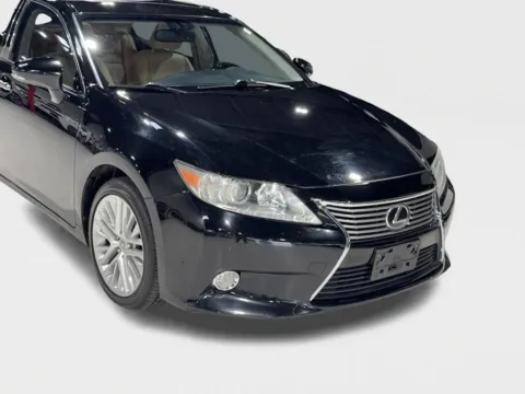 Another view of 2014 Lexus ES 350 Sedan 4D for sale in Addison, TX at Car Place Dallas