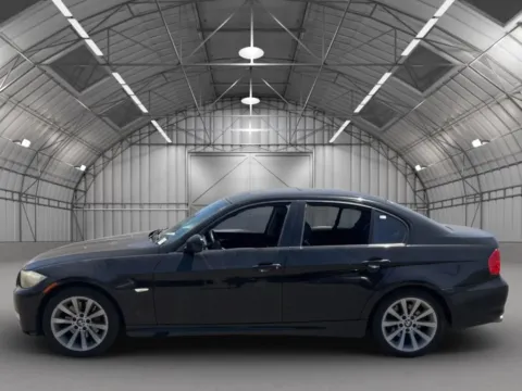 More photos of 2011 BMW 3 Series 328i Sedan 4D at Car Place Dallas, TX