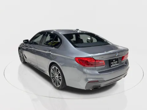 More photos of 2018 BMW 5 Series 540i xDrive Sedan 4D at Car Place Dallas, TX