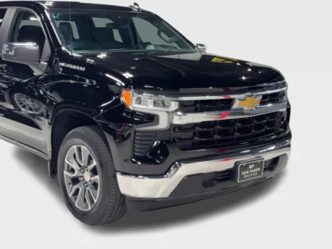 Another view of 2024 Chevrolet Silverado 1500 Crew Cab LT CREW CAB,V8,CAM,BLUETOOTH,SMARTPHONE,WARRANTY EST,TEXAS TRUCK for sale in Addison, TX at Car Place Dallas