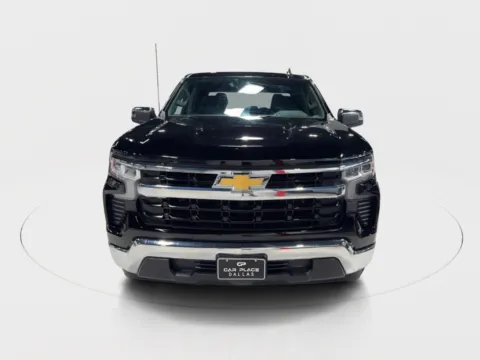 More photos of 2024 Chevrolet Silverado 1500 Crew Cab LT CREW CAB,V8,CAM,BLUETOOTH,SMARTPHONE,WARRANTY EST,TEXAS TRUCK at Car Place Dallas, TX