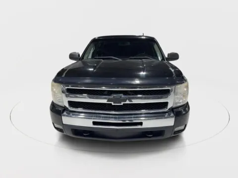 More photos of 2011 Chevrolet Silverado 1500 Crew Cab LT Pickup 4D 5 3/4 ft at Car Place Dallas, TX