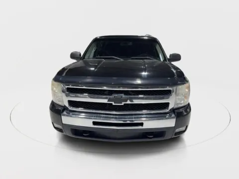 More photos of 2011 Chevrolet Silverado 1500 Crew Cab LT Pickup 4D 5 3/4 ft at Car Place Dallas, TX