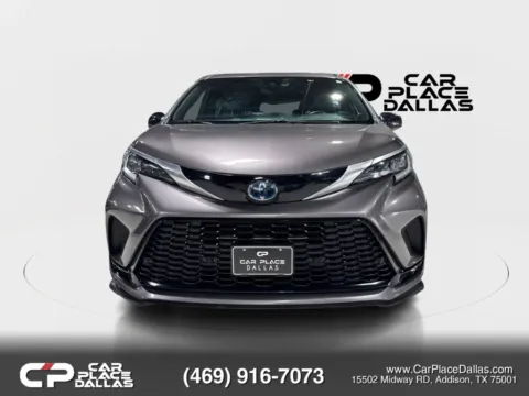 More photos of 2022 Toyota Sienna Passenger Van XSE 2.5L I4 Hybrid at Car Place Dallas, TX