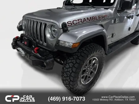 More photos of 2020 Jeep Gladiator Overland Pickup 4D 5 ft at Car Place Dallas, TX