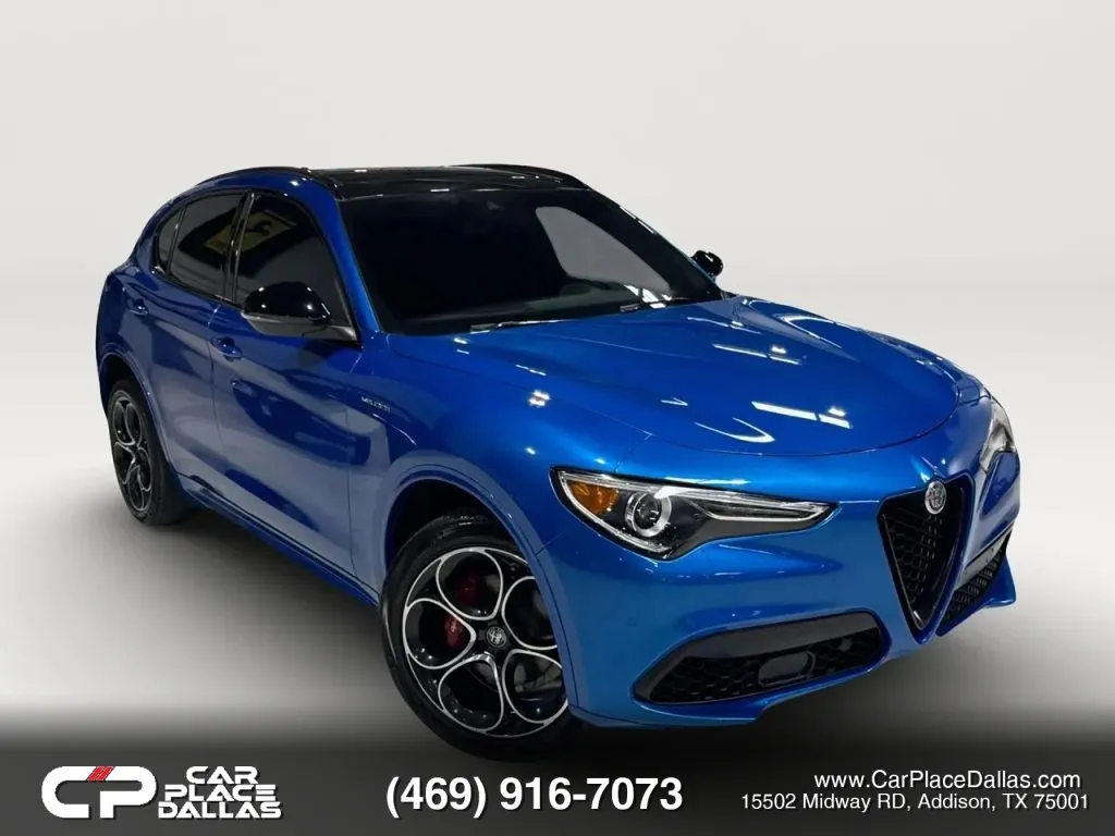 2023 Alfa Romeo Stelvio Veloce AWD's photo